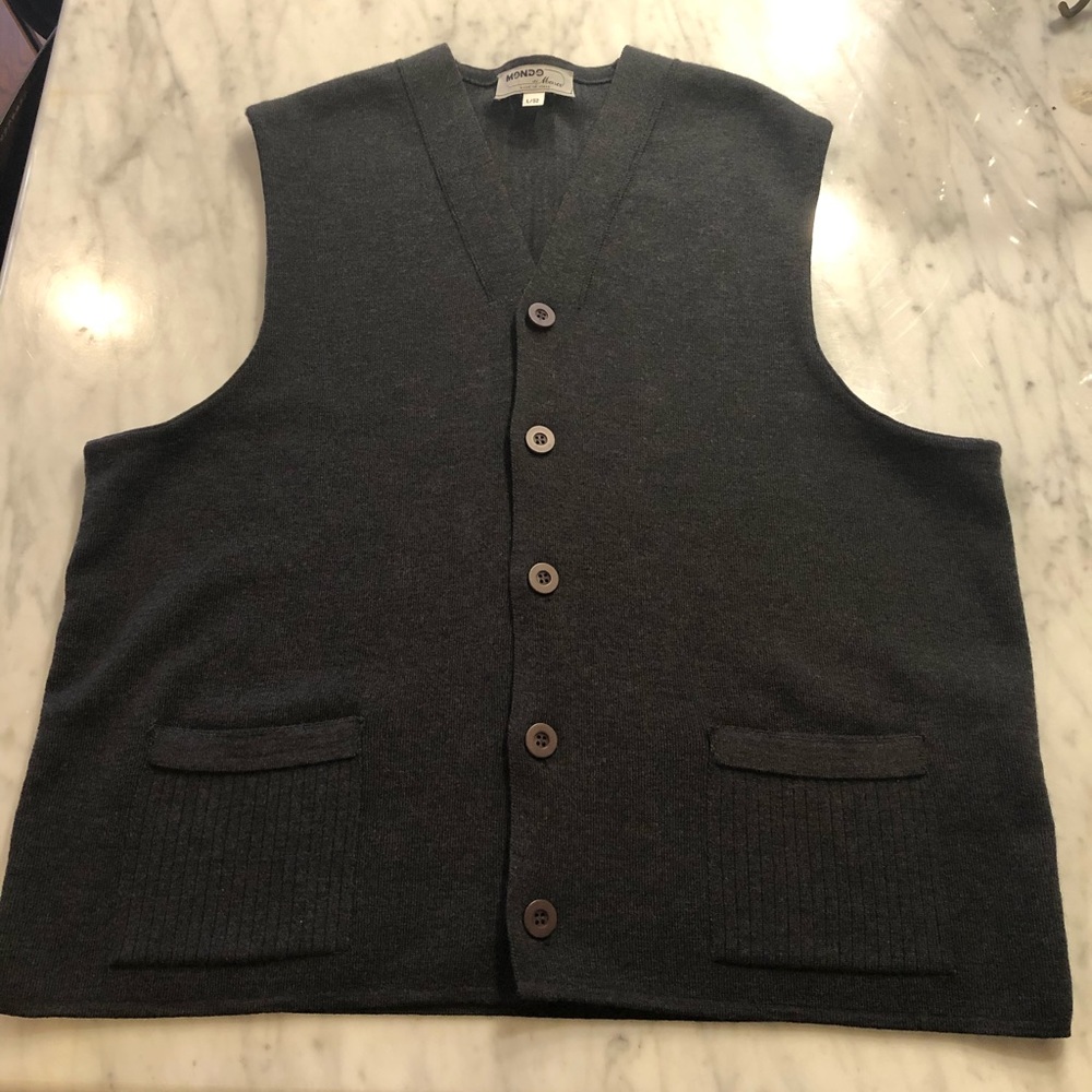 Mondo di Marco 100% Merino Wool Vest
